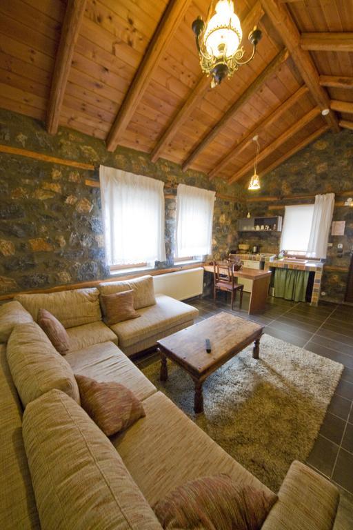Onar Guesthouse Agios Athanasios  Extérieur photo