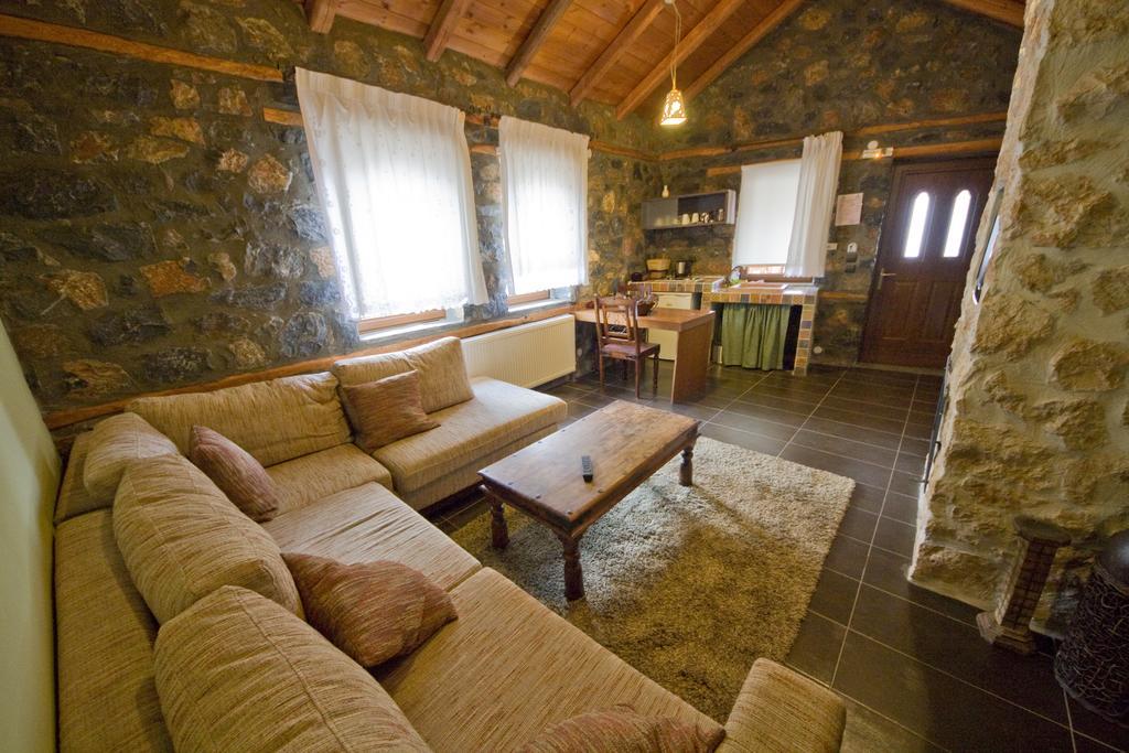 Onar Guesthouse Agios Athanasios  Extérieur photo