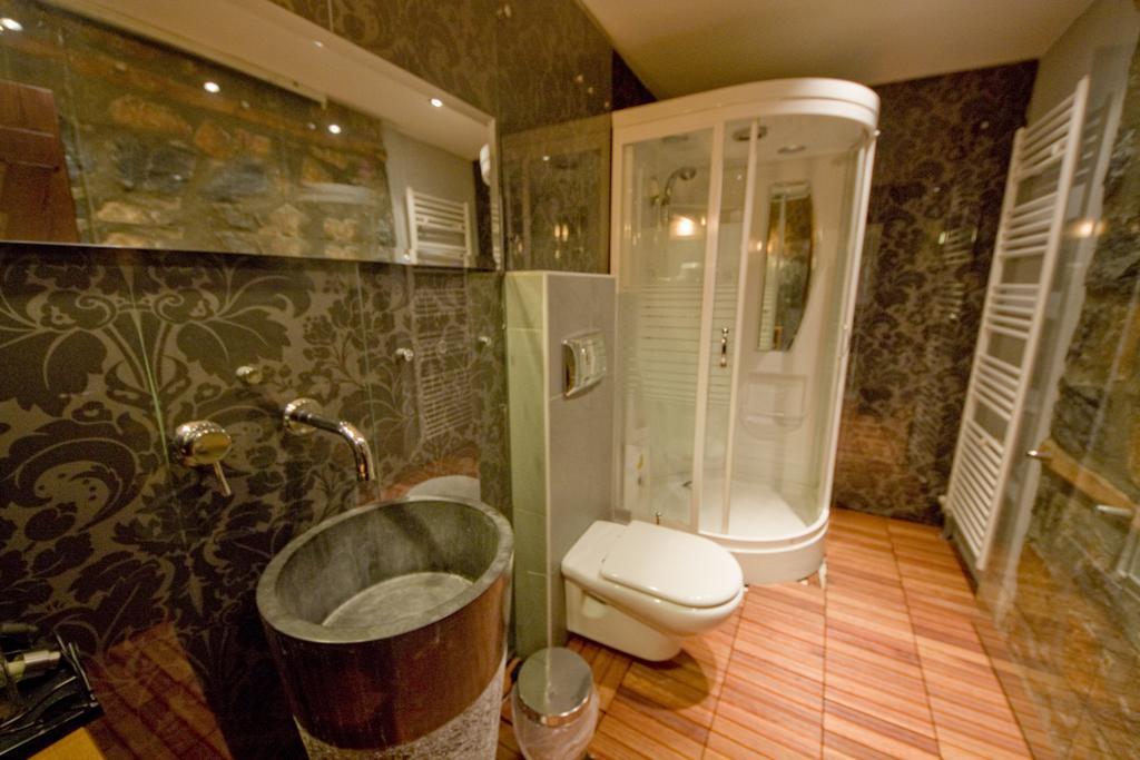 Onar Guesthouse Agios Athanasios  Extérieur photo